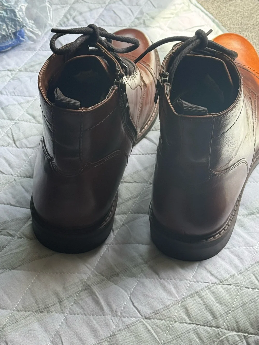 Crown Vintage Men’s Lingdale Leather Cap Toe Lace-Up Boots, Size 10.5, Cognac